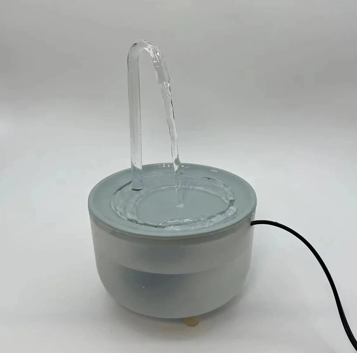 Automatic Pet Water Fountain – Silent, Filtered & USB-Powered