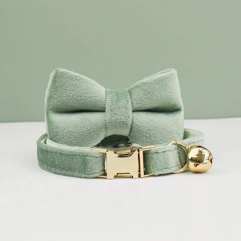 Velvet Cat Collar – Elegant, Soft & Comfortable